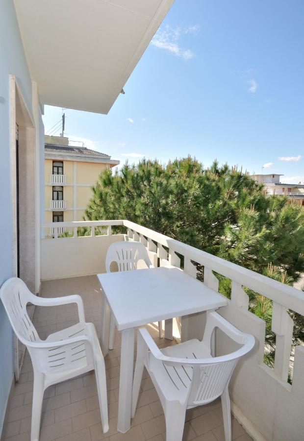 Residence Ranieri Bibione Exterior foto